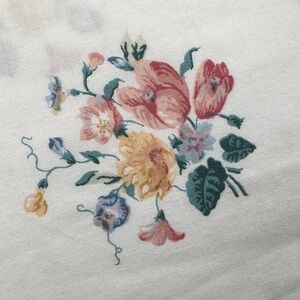 Vintage Floral Patterned Top Sheet